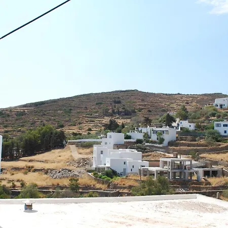 Antigonis Traditional House In Lefkes Village Apartment
